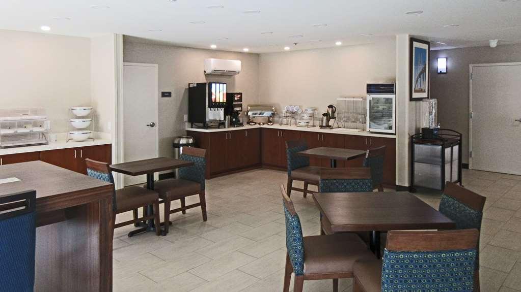 Comfort Inn & Suites Брунсуик Екстериор снимка
