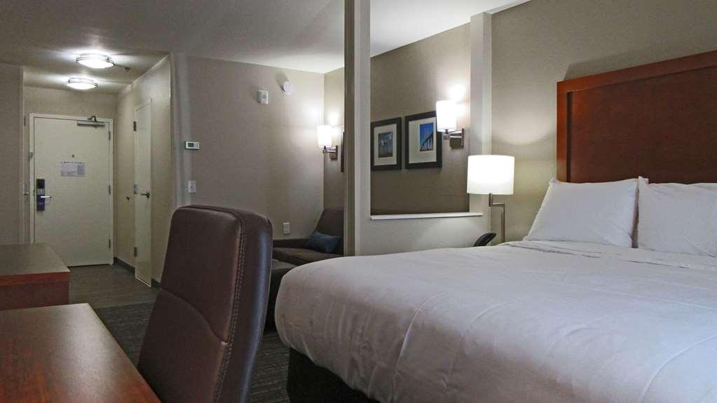 Comfort Inn & Suites Брунсуик Стая снимка