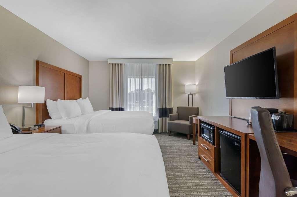 Comfort Inn & Suites Брунсуик Стая снимка