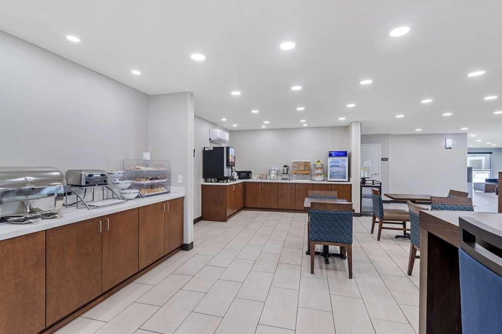 Comfort Inn & Suites Брунсуик Ресторант снимка